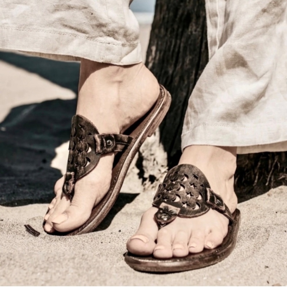 • NWT/NIB🤩 |•FREEBIRD🦅 BY STEVEN•| Vallarta Summer Flat Sandal Black Snake 7 - Picture 9 of 13